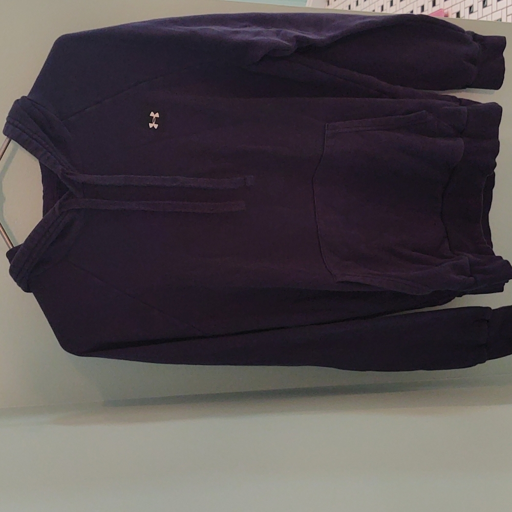 Under Armour hoodie